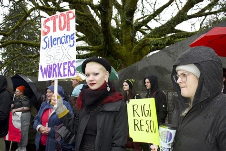 Adult dancers in Washington state want a strippers' bill of rights. Here's how it could help them | National News