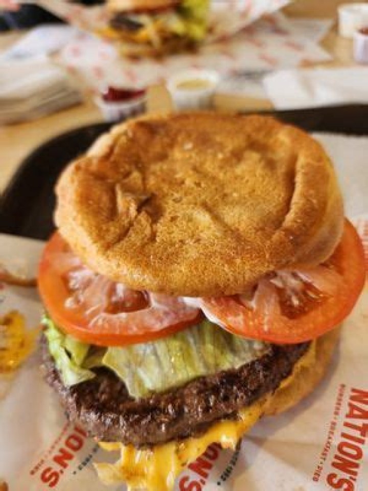 After 40 Years Juicy's Giant Hamburgers on Wells Closing June 16 | News