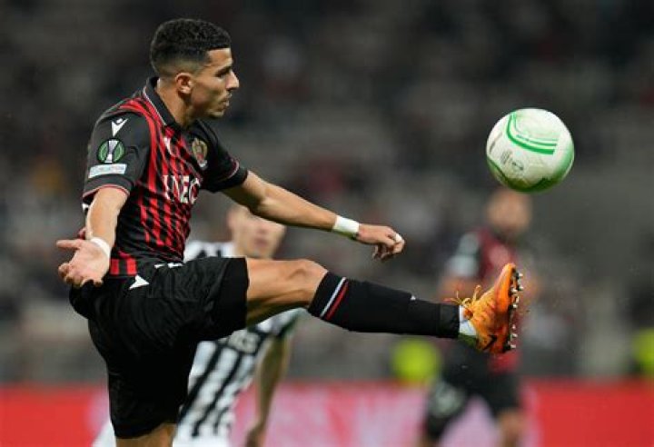 Atal, defensa del Niza, suspendido 8 meses por publicar mensaje antisemita en internet