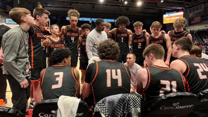 Couisnard's late layup lifts Oregon past Washington, 76-74