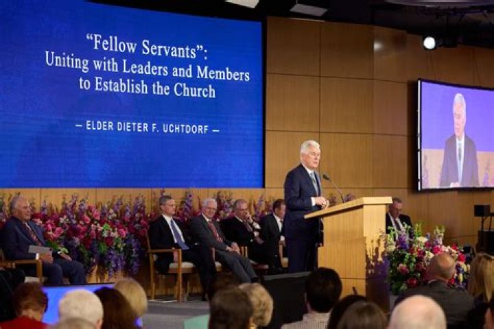 Elder Dieter F. Uchtdorf teaches importance of unity