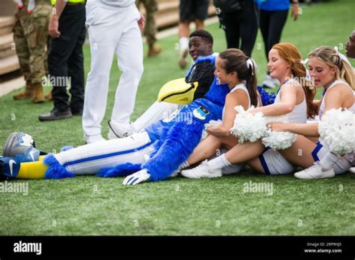 Hastings, Robert Morris Colonials to host Counter and the IUPUI Jaguars