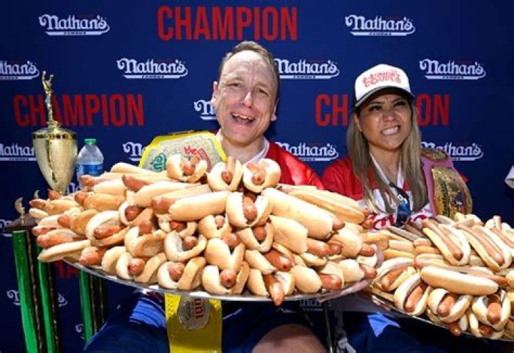 Joey Chestnut defends title at Nathan's Fourth of July hot dog contest