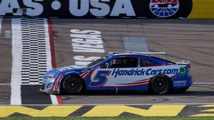 Kyle Larson again wins at Las Vegas to keep Chevrolet undefeated on NASCAR season