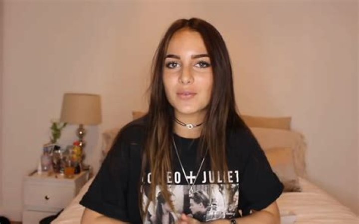 Le parcours de Danaë Bessin sur YouTube