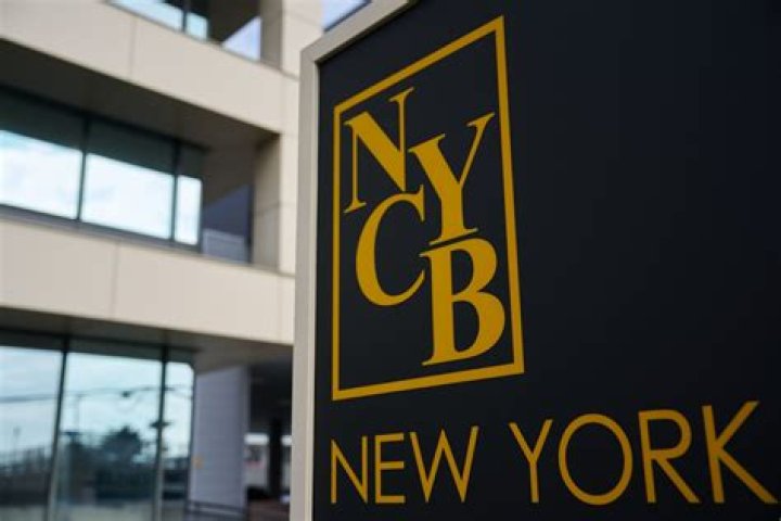 New York Community Bancorp tries to reassure investors as stock continues to wobble | National News