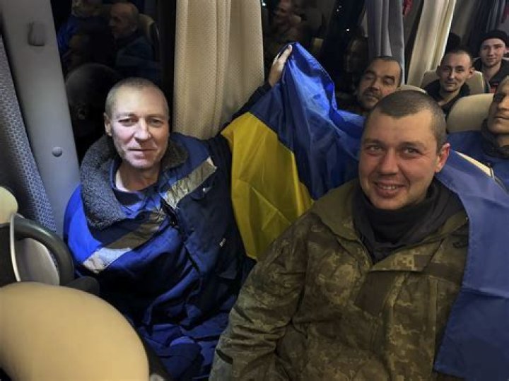 Rusia y Ucrania intercambian cientos de prisioneros de guerra