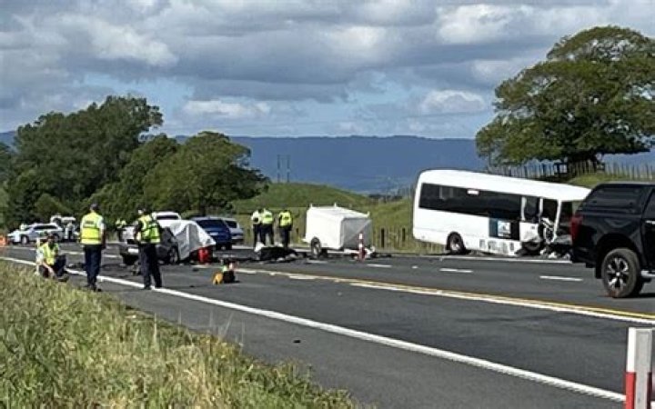 SH2 reopens near Whakatāne after crash